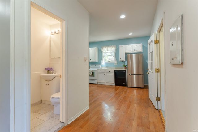 301 E Washington Street, Chandler, IN 47610