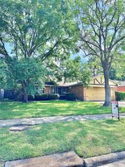 6234 Brookgate Drive, Spring, TX 77373