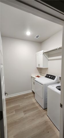 5301 SW Firethorn Lane, Bentonville, AR 72713