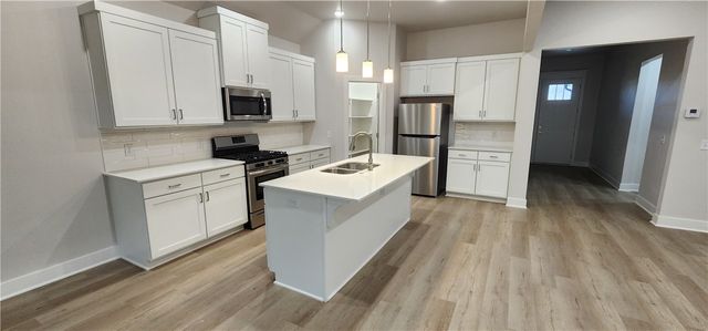 5301 SW Firethorn Lane, Bentonville, AR 72713