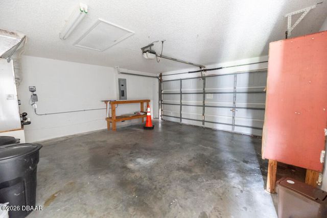 78 Spinnaker Circle, South Daytona, FL 32119