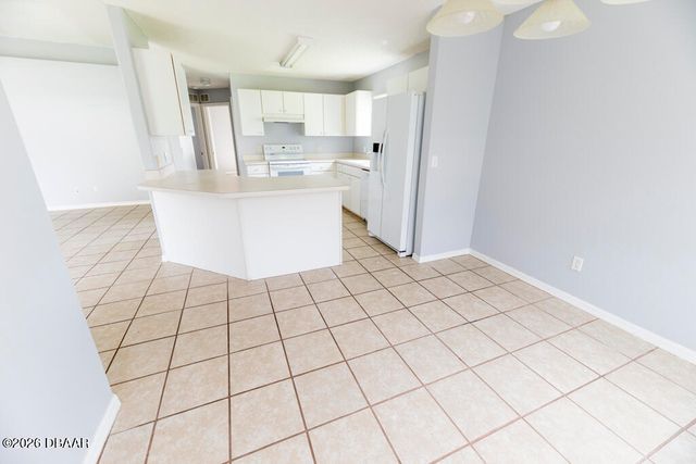 78 Spinnaker Circle, South Daytona, FL 32119