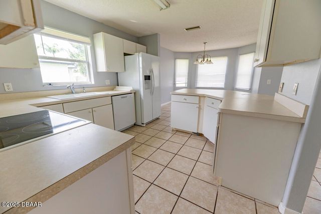 78 Spinnaker Circle, South Daytona, FL 32119