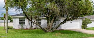 78 Spinnaker Circle, South Daytona, FL 32119