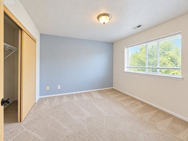 8517 Ne 36TH Cir, Vancouver, WA 98662