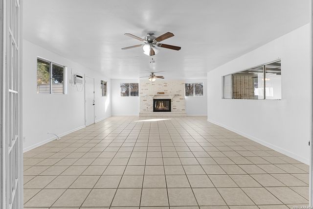 222 HILLWOOD DR, San Antonio, TX 78213