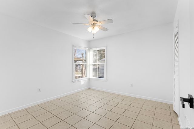 222 HILLWOOD DR, San Antonio, TX 78213