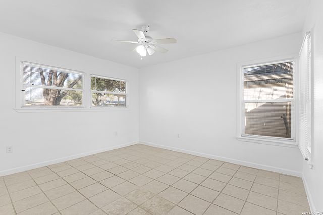 222 HILLWOOD DR, San Antonio, TX 78213