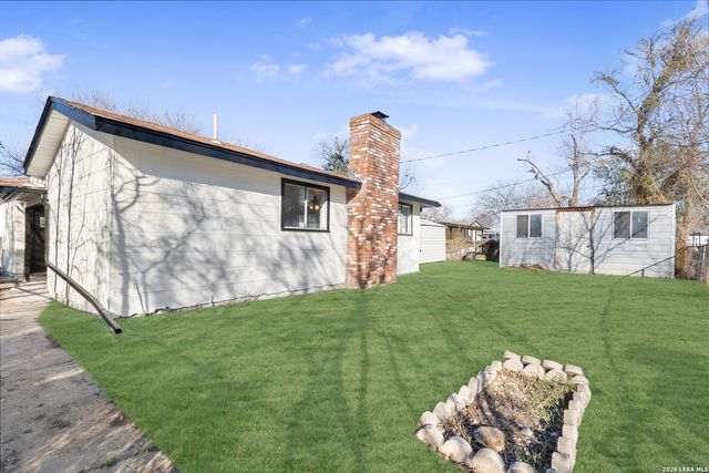 222 HILLWOOD DR, San Antonio, TX 78213