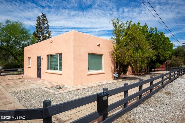 901 N Catalina Avenue, Tucson, AZ 85711