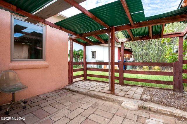 901 N Catalina Avenue, Tucson, AZ 85711