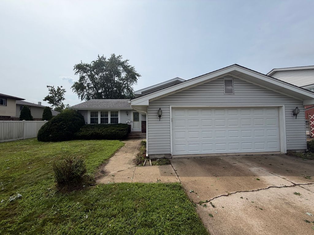 18326 Bock Road, Lansing, IL 60438