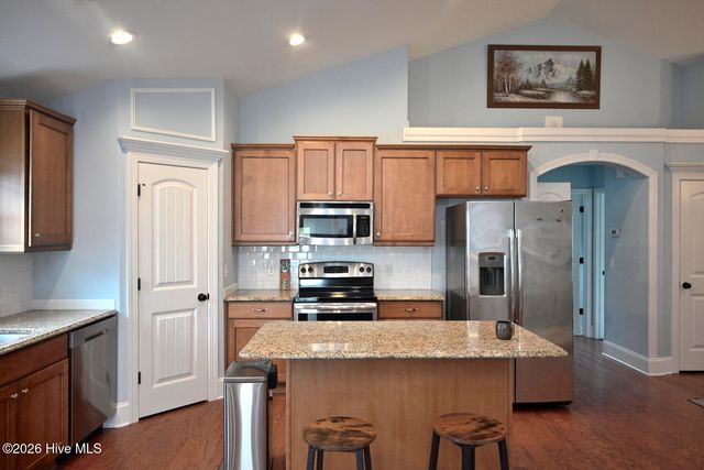 2117 Maple Leaf Drive, Southport, NC 28461