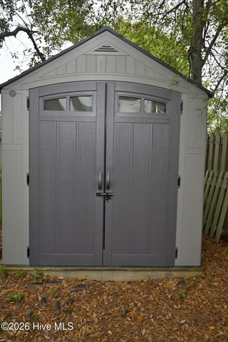 2117 Maple Leaf Drive, Southport, NC 28461