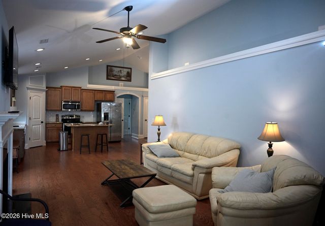 2117 Maple Leaf Drive, Southport, NC 28461