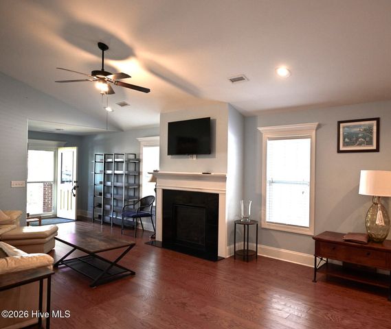 2117 Maple Leaf Drive, Southport, NC 28461