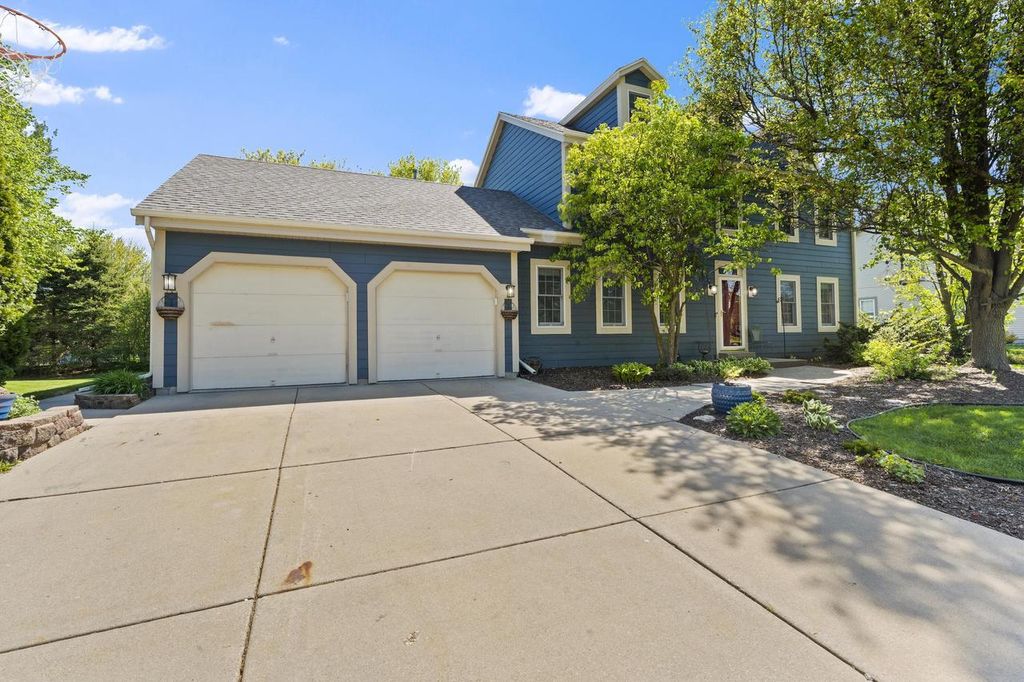 N60W24659 Rocky Hollow PASS, Sussex, WI 53089
