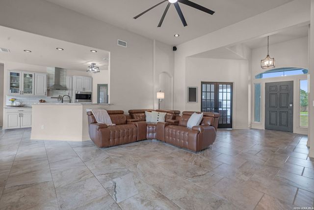 277 TEXAS COUNTRY DR, New Braunfels, TX 78132