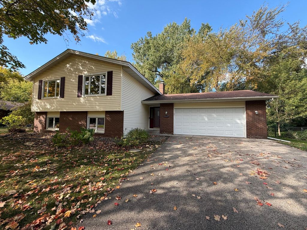 16276 Franklin Circle SE, Prior Lake, MN 55372 — exterior