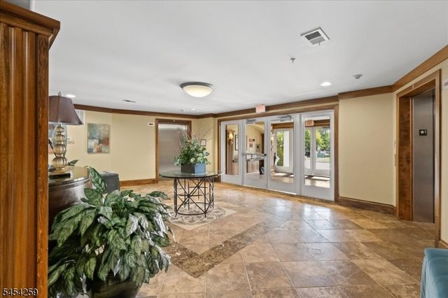 363 Victoria Drive 363, Bridgewater Twp., NJ 08807