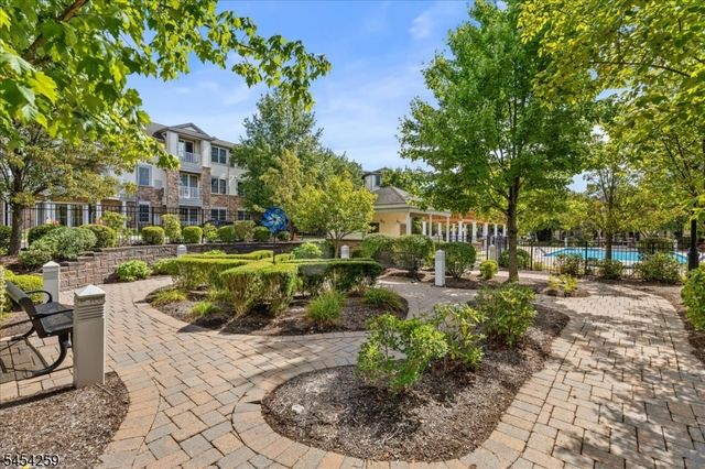363 Victoria Drive 363, Bridgewater Twp., NJ 08807