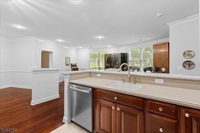 363 Victoria Drive 363, Bridgewater Twp., NJ 08807