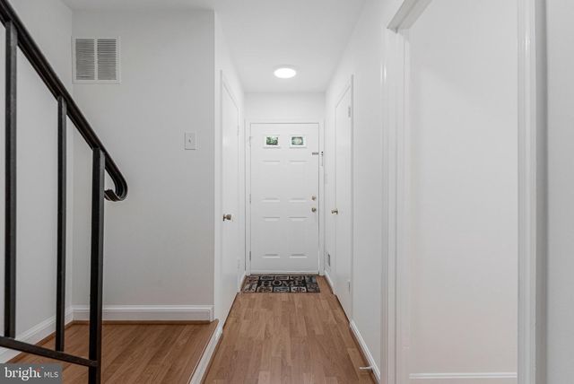 9599 BLAKE PARK CT, Fairfax, VA 22031