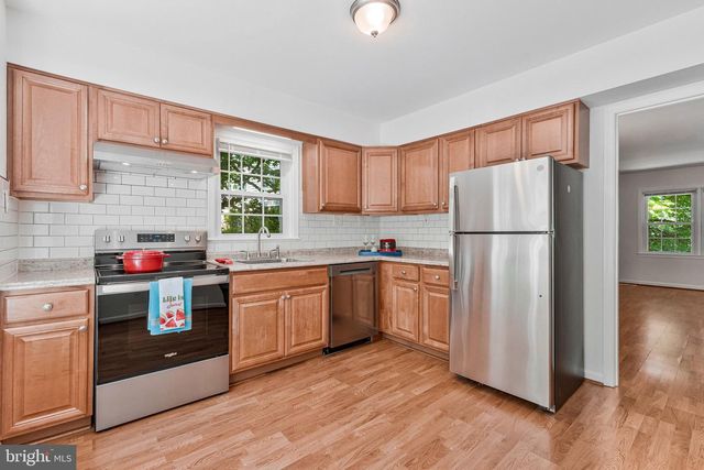9599 BLAKE PARK CT, Fairfax, VA 22031