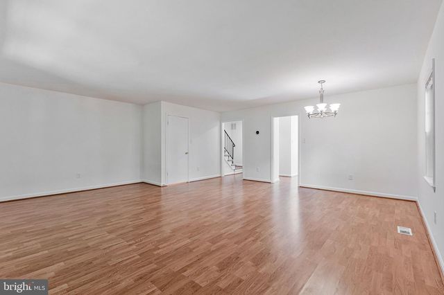 9599 BLAKE PARK CT, Fairfax, VA 22031