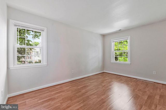 9599 BLAKE PARK CT, Fairfax, VA 22031