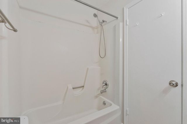 9599 BLAKE PARK CT, Fairfax, VA 22031