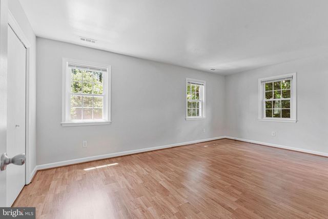 9599 BLAKE PARK CT, Fairfax, VA 22031