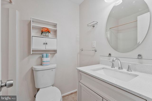 9599 BLAKE PARK CT, Fairfax, VA 22031