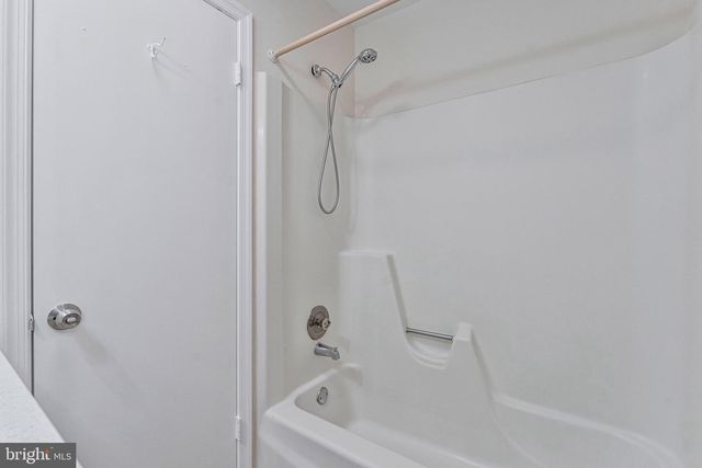 9599 BLAKE PARK CT, Fairfax, VA 22031