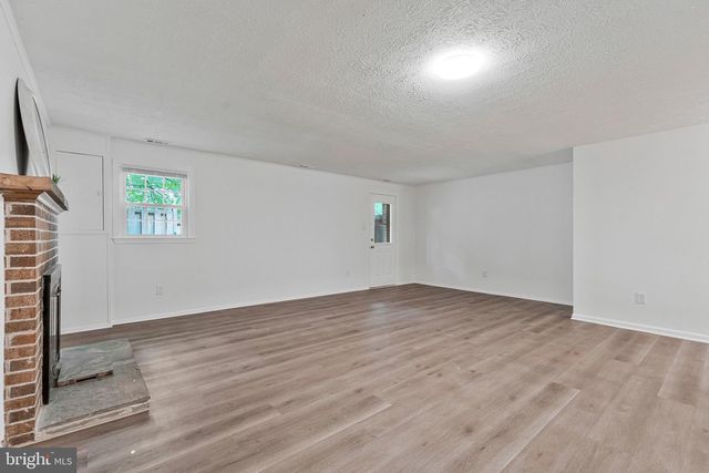 9599 BLAKE PARK CT, Fairfax, VA 22031