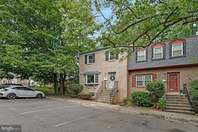 9599 BLAKE PARK CT, Fairfax, VA 22031
