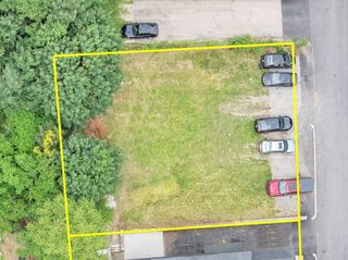 17 Forestdale Rd, Worcester, MA 01605
