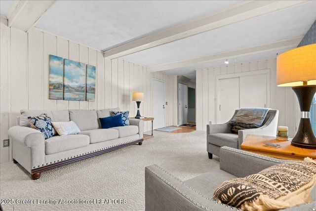 931 Arlington Drive, Lansing, MI 48917