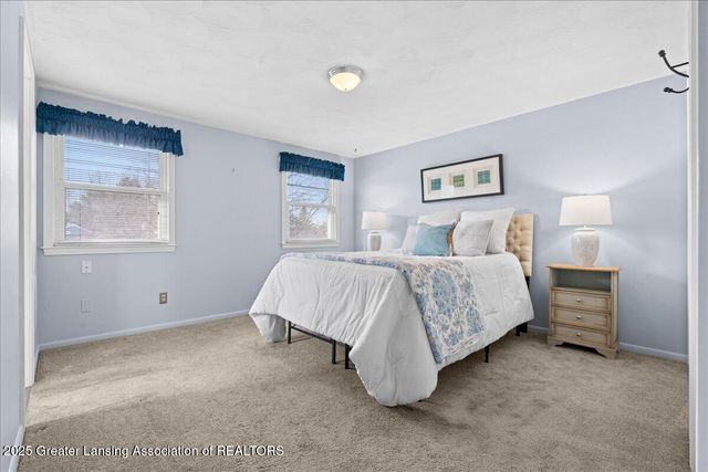 931 Arlington Drive, Lansing, MI 48917