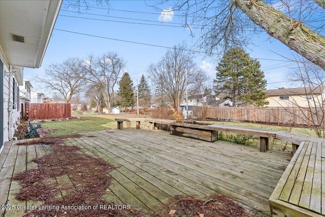 931 Arlington Drive, Lansing, MI 48917