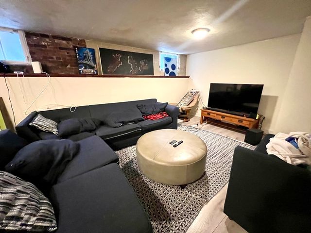 682 E 6th Street 1, Boston, MA 02127
