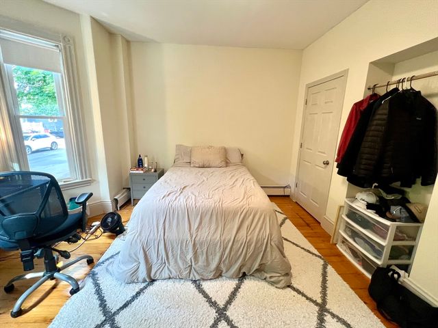 682 E 6th Street 1, Boston, MA 02127