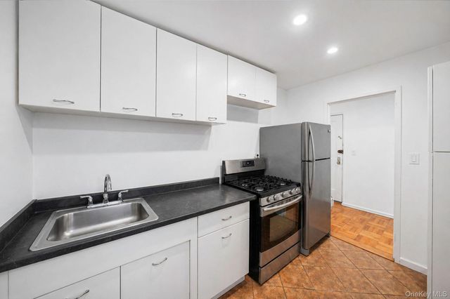 1010 Sherman Avenue 1F, Bronx, NY 10456