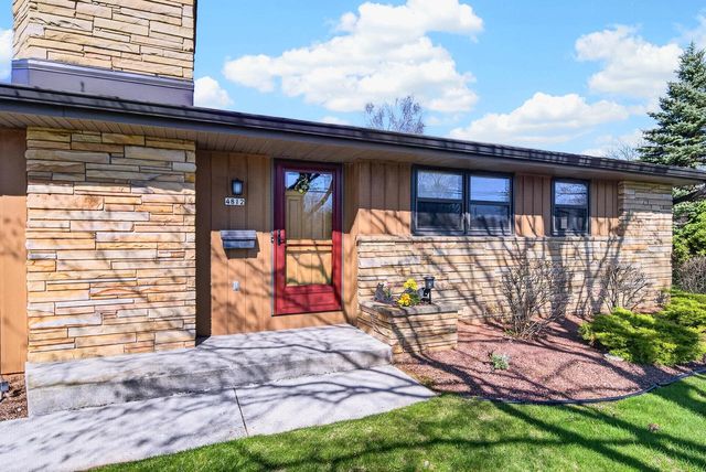 4812 S 16th STREET, Sheboygan, WI 53081