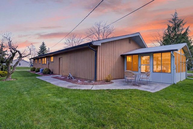 4812 S 16th STREET, Sheboygan, WI 53081
