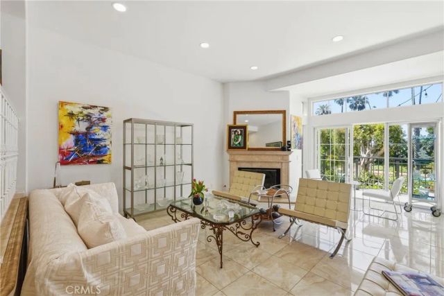 6182 Fernwood, Huntington Beach, CA 92648