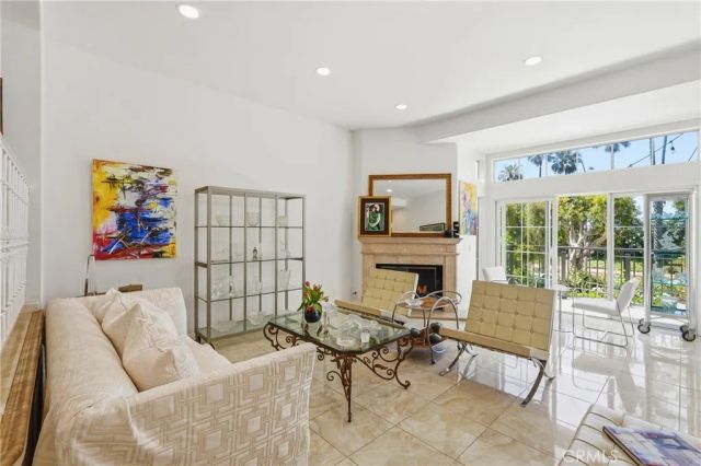 6182 Fernwood, Huntington Beach, CA 92648