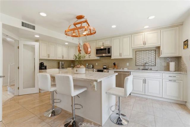 6182 Fernwood, Huntington Beach, CA 92648