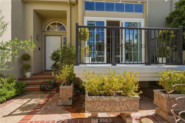 6182 Fernwood, Huntington Beach, CA 92648