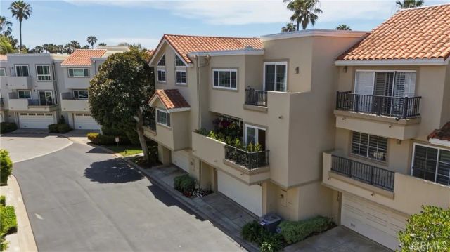 6182 Fernwood, Huntington Beach, CA 92648